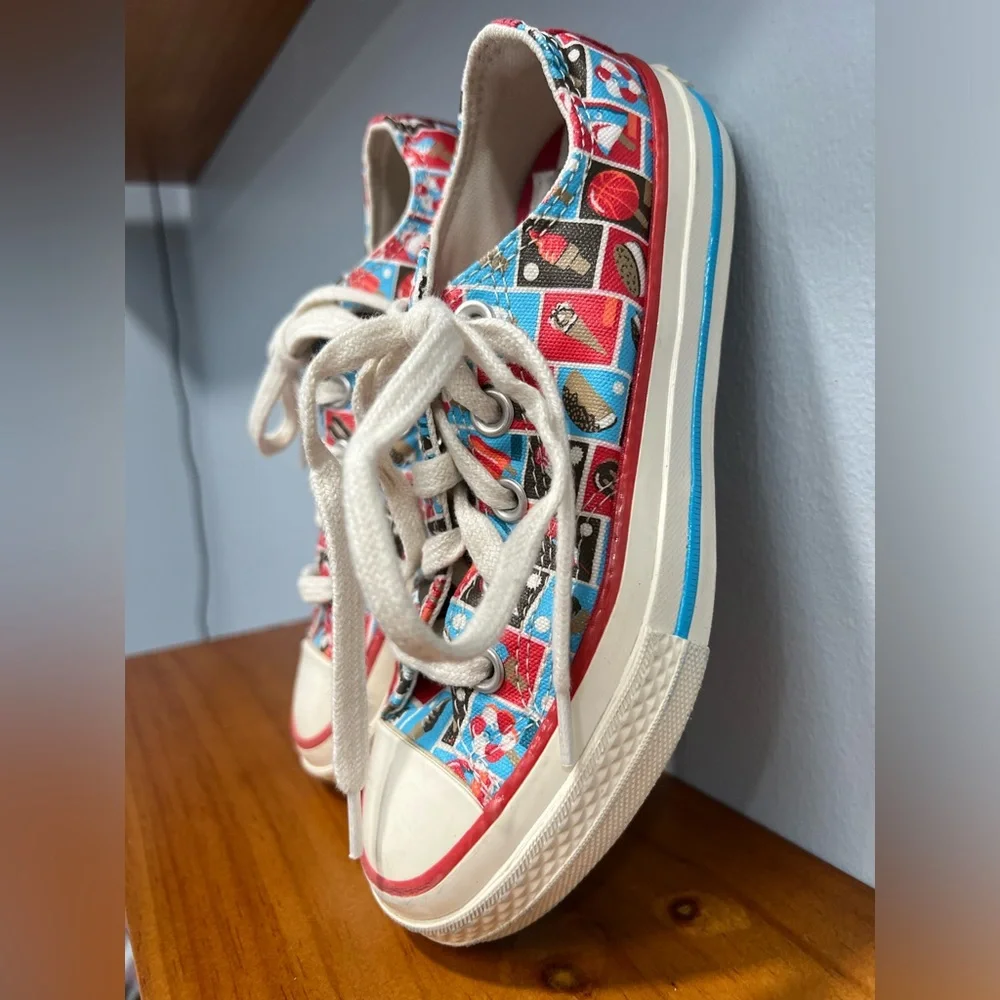 CONVERSE Chuck 70 Frozen Treats Sneakers SZ 1 Youth Used SEE PHOTOS/DESCRIPTION